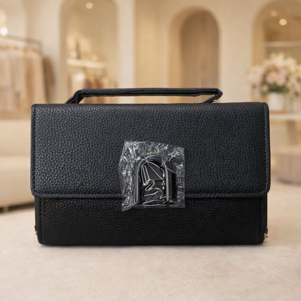 Onyx Charm (Black)